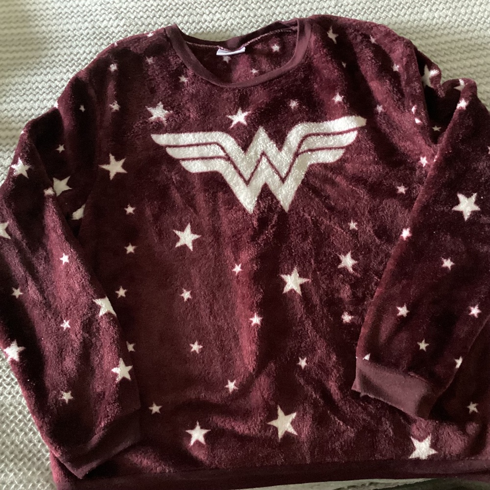 Kids Wonder Women Plush PJ Top Size Large